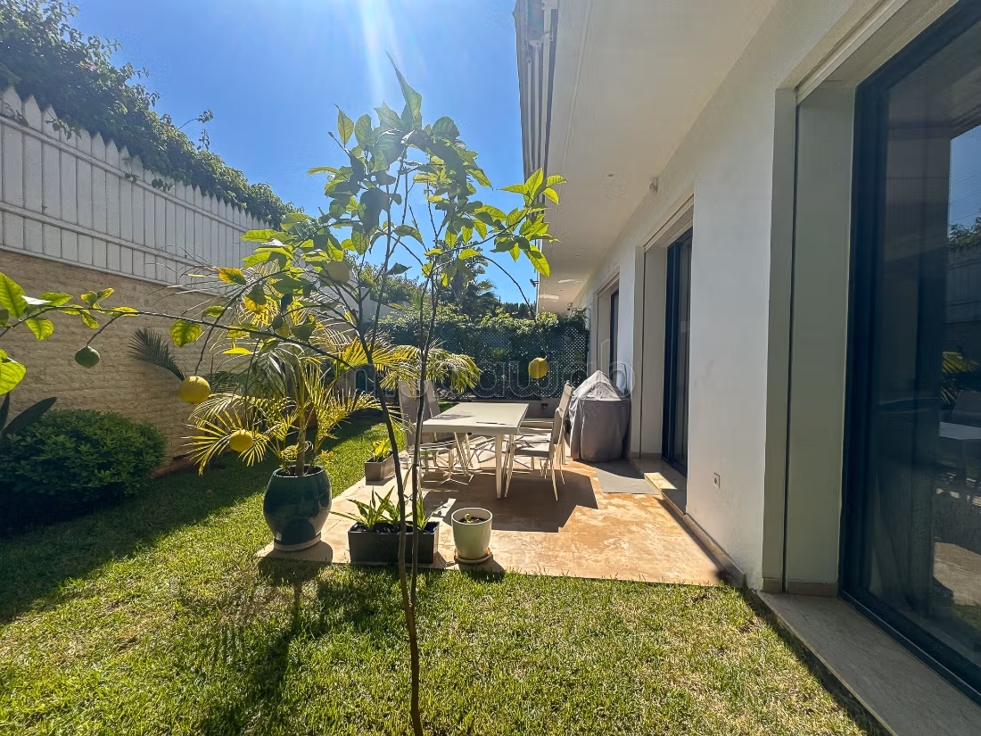 Villa à vendre Dar Bouazza – 327 m², résidence privée sécurisée