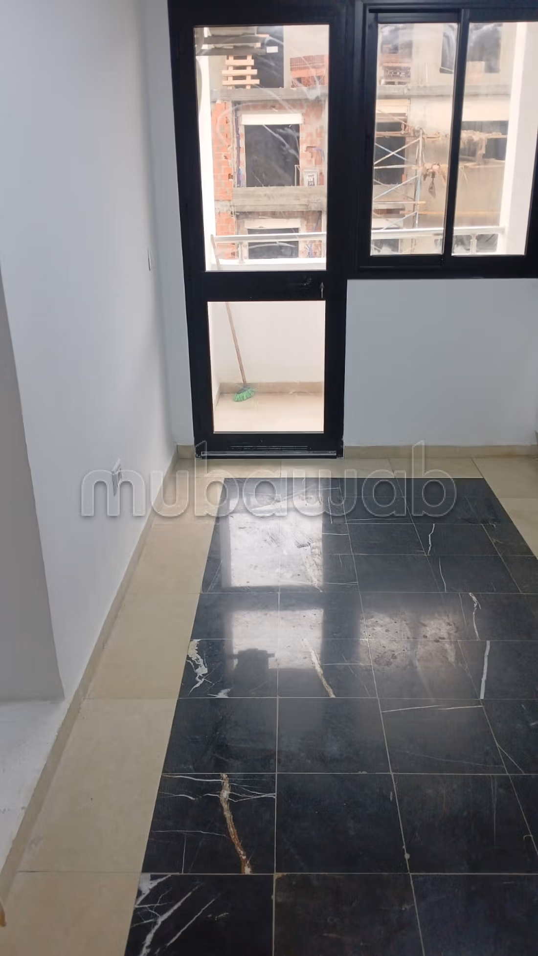 A VENDRE S2 avec terrasse A CITEE EL WAHAT