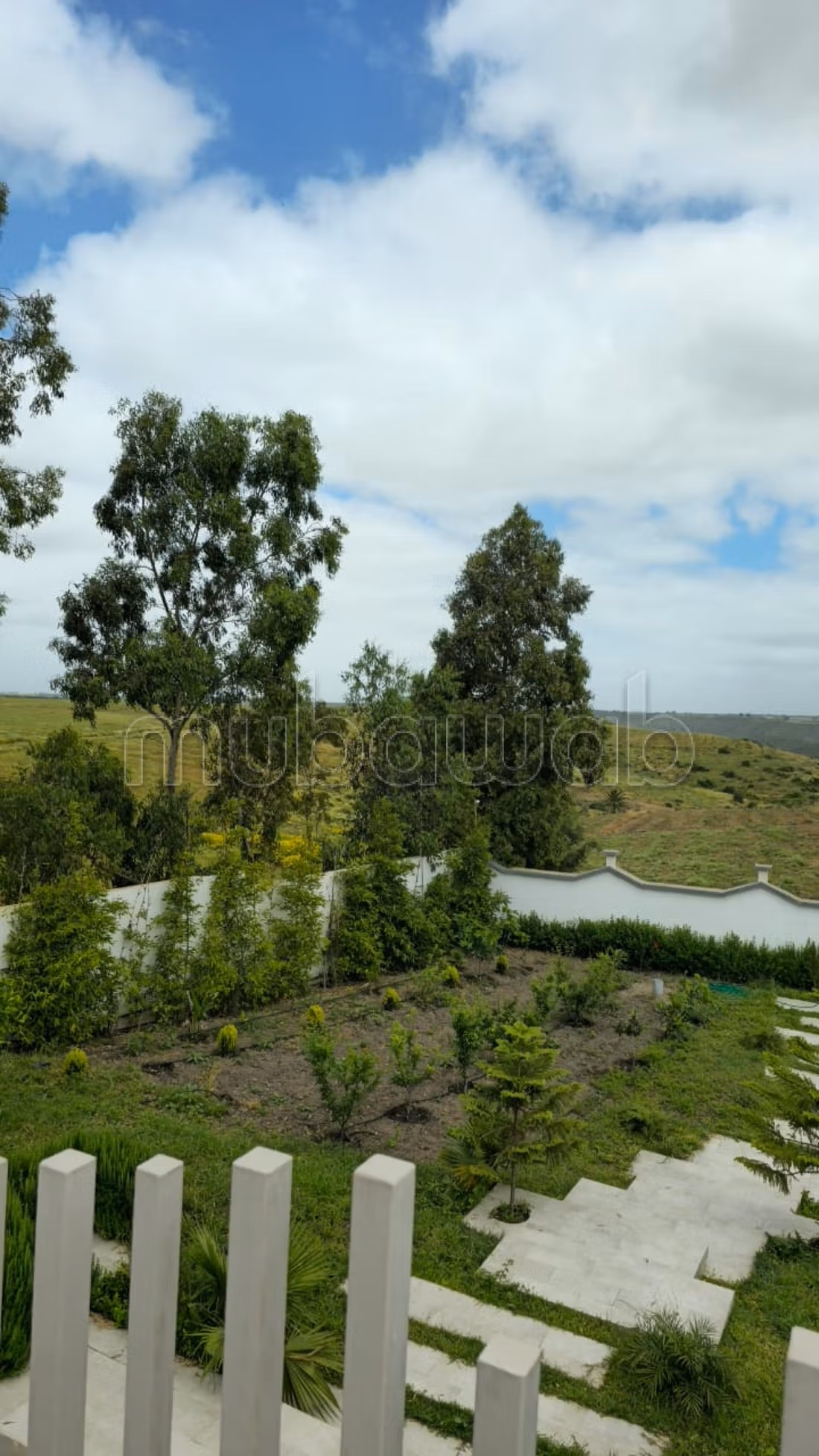 Une ferme de 3 hectares avec 2 villas