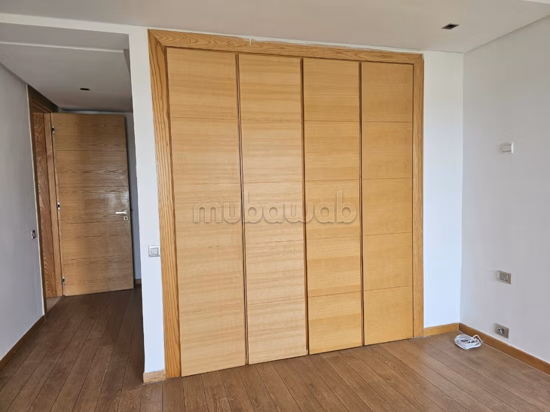Villa CG con piscina e vista sul golf da affittare a Ville Verte