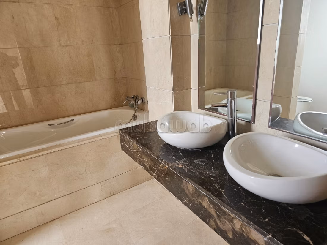 Villa CG con piscina e vista sul golf da affittare a Ville Verte