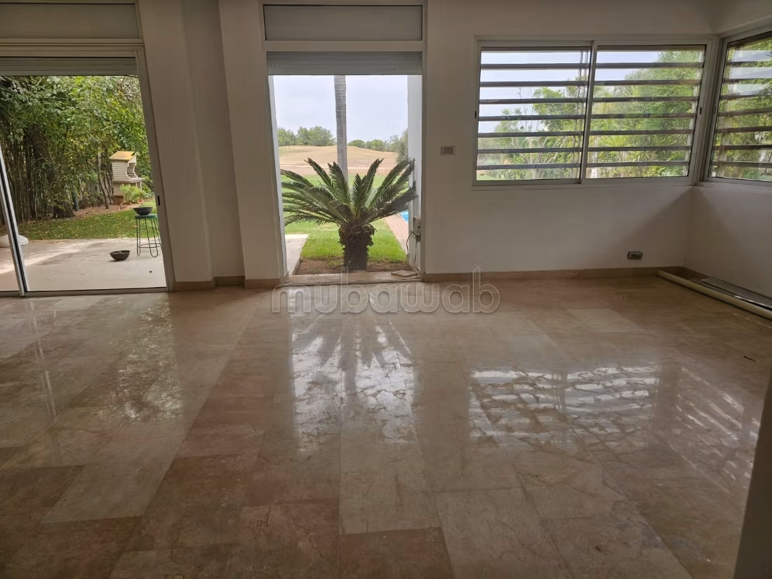 Villa CG con piscina e vista sul golf da affittare a Ville Verte