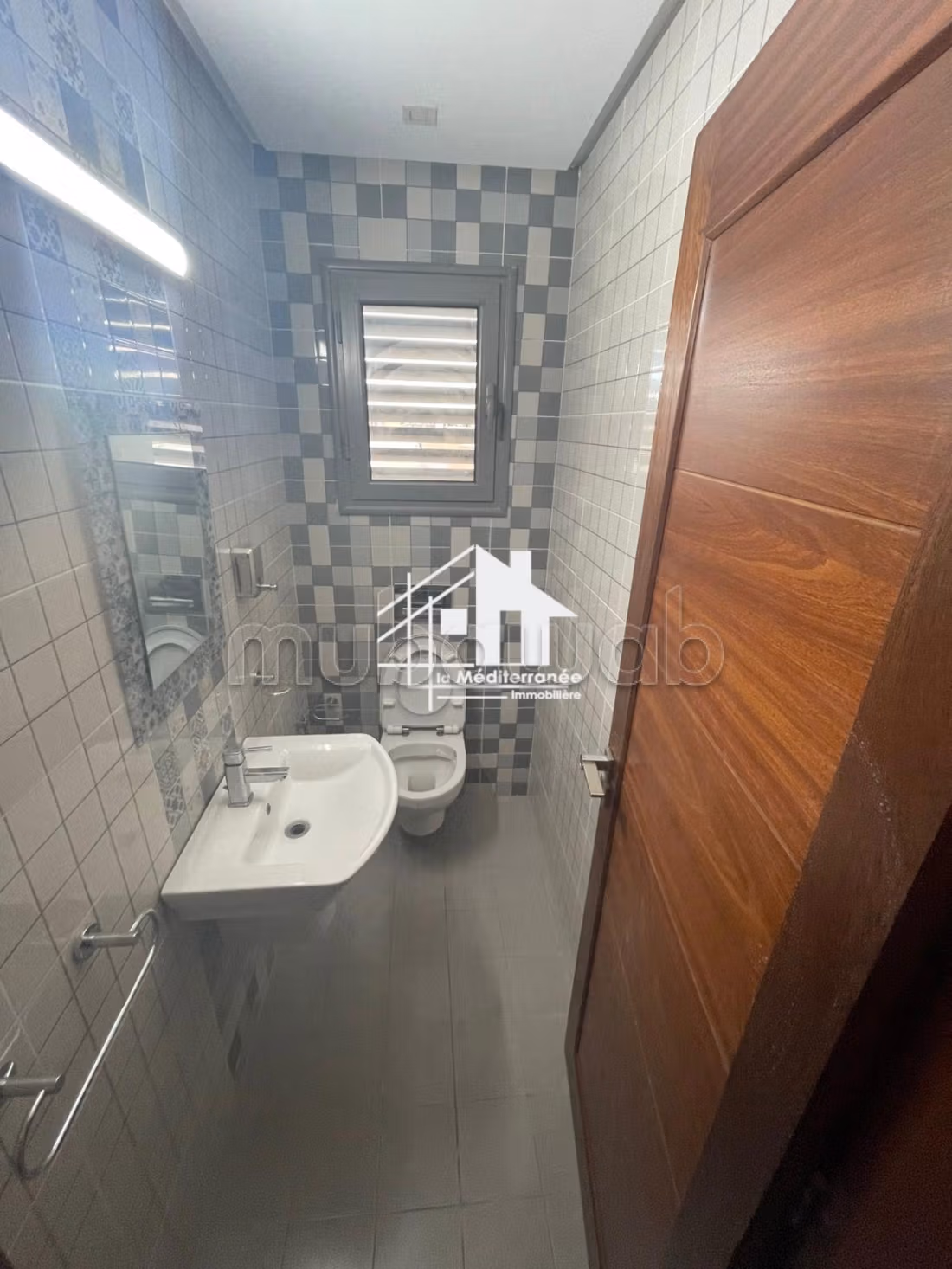 For rent office H2 hst at Bardo