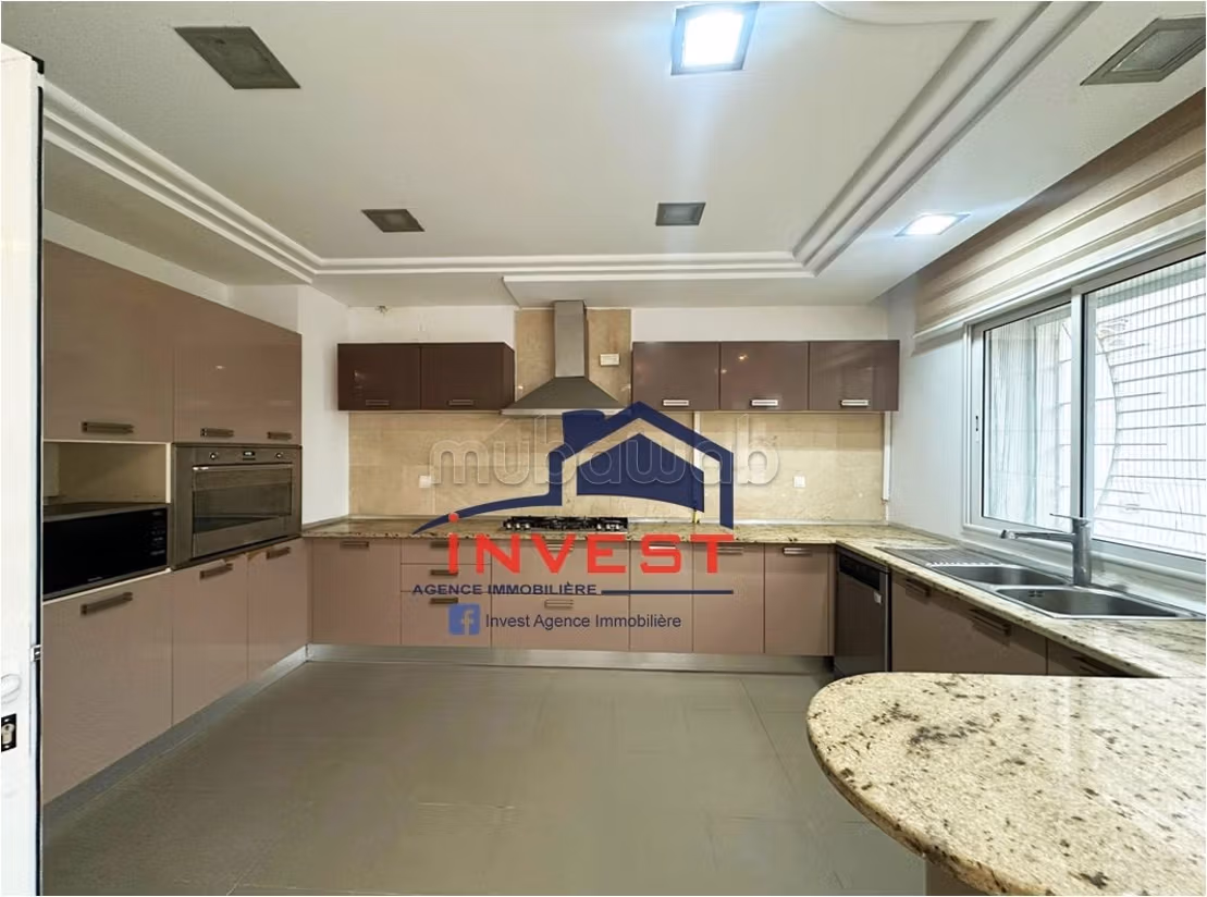 Villa con piscina a Gammarth