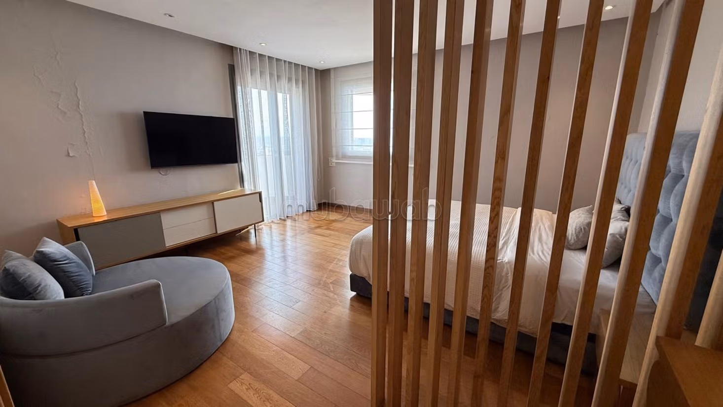 Appartement meublé d’exception avec vue mer & mosquée – Étage élevé — 5