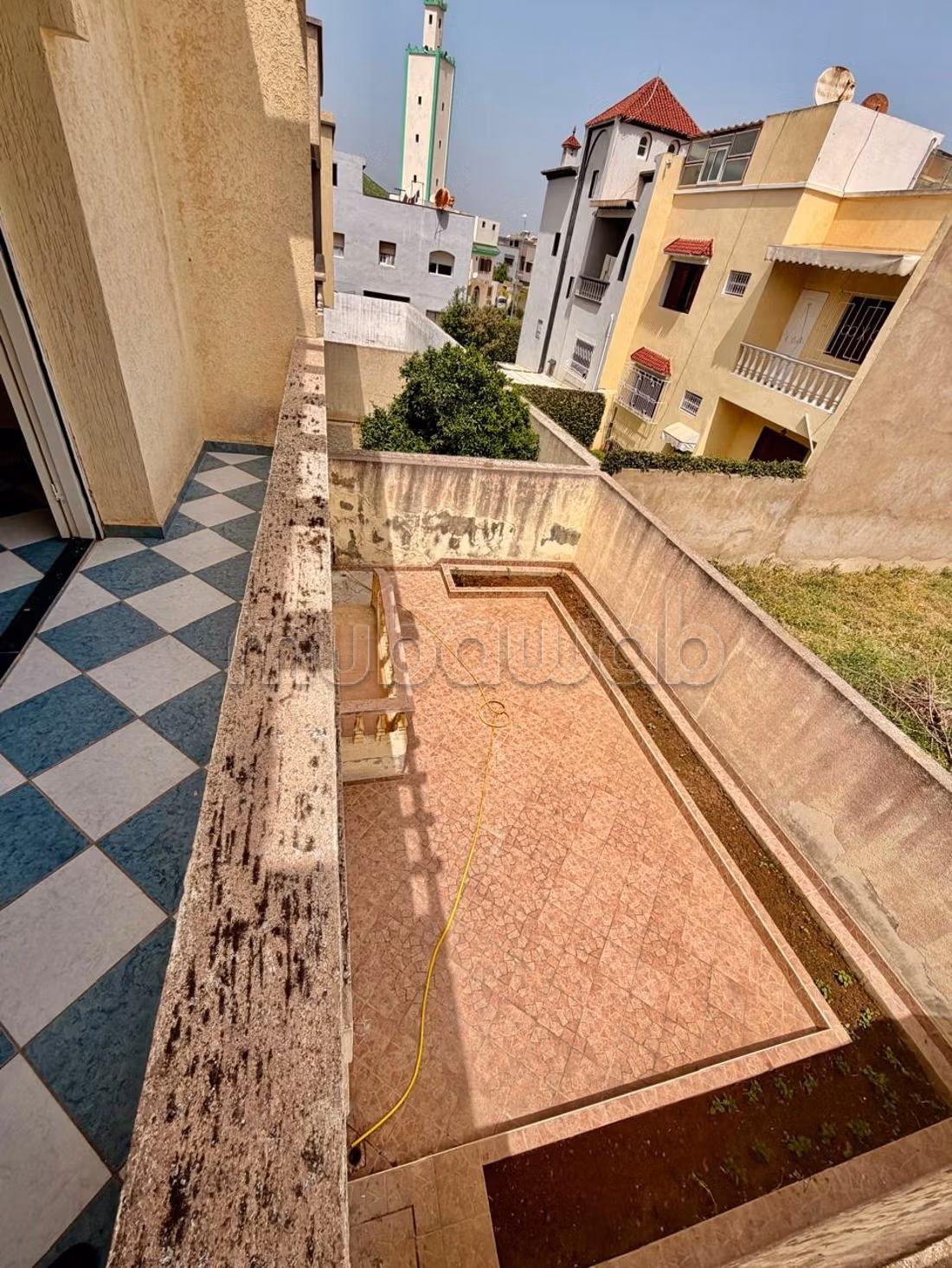 Villa 5 chambres a vendre a Beni khlef