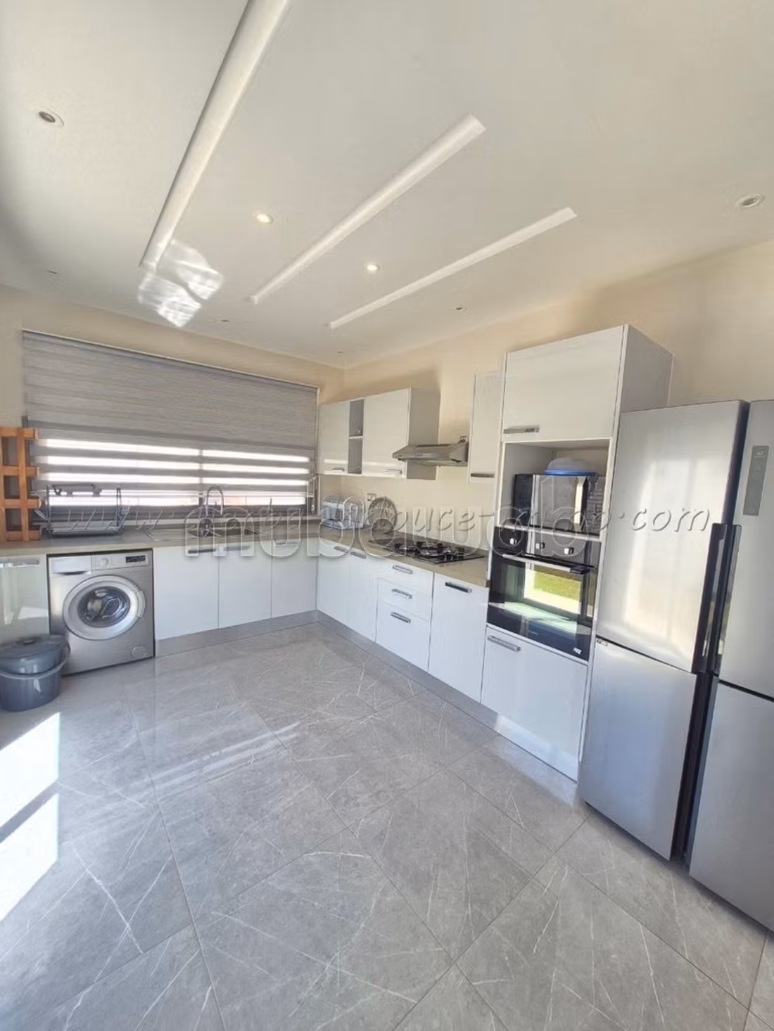 Location annuelle belle maison S3 à Midoun