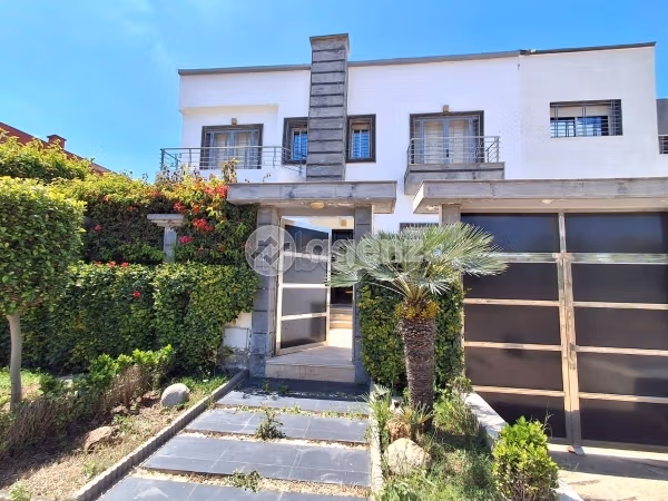 Villa en venta de 317 m², 4 habitaciones Aeropuerto Mohammed V Bouskoura