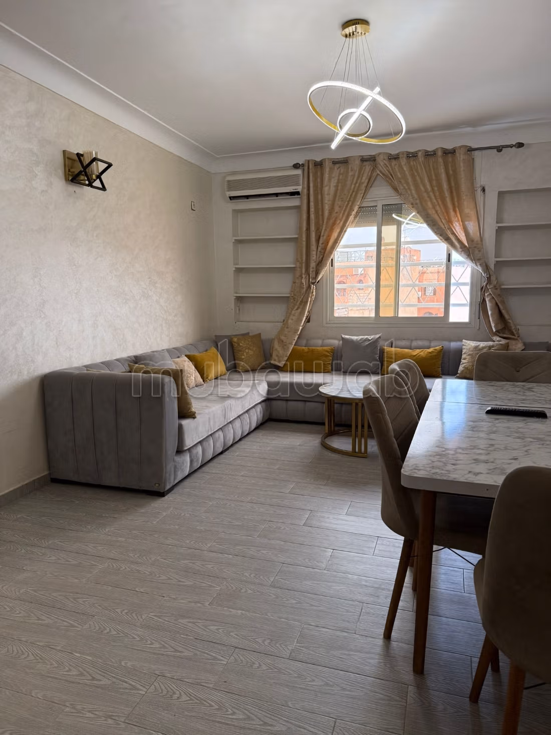 LOCATION Appartement 3 chambres Guéliz — 2