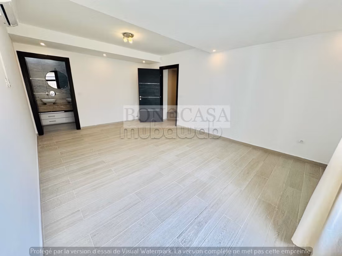 S3 with garden for rent in Gammarth