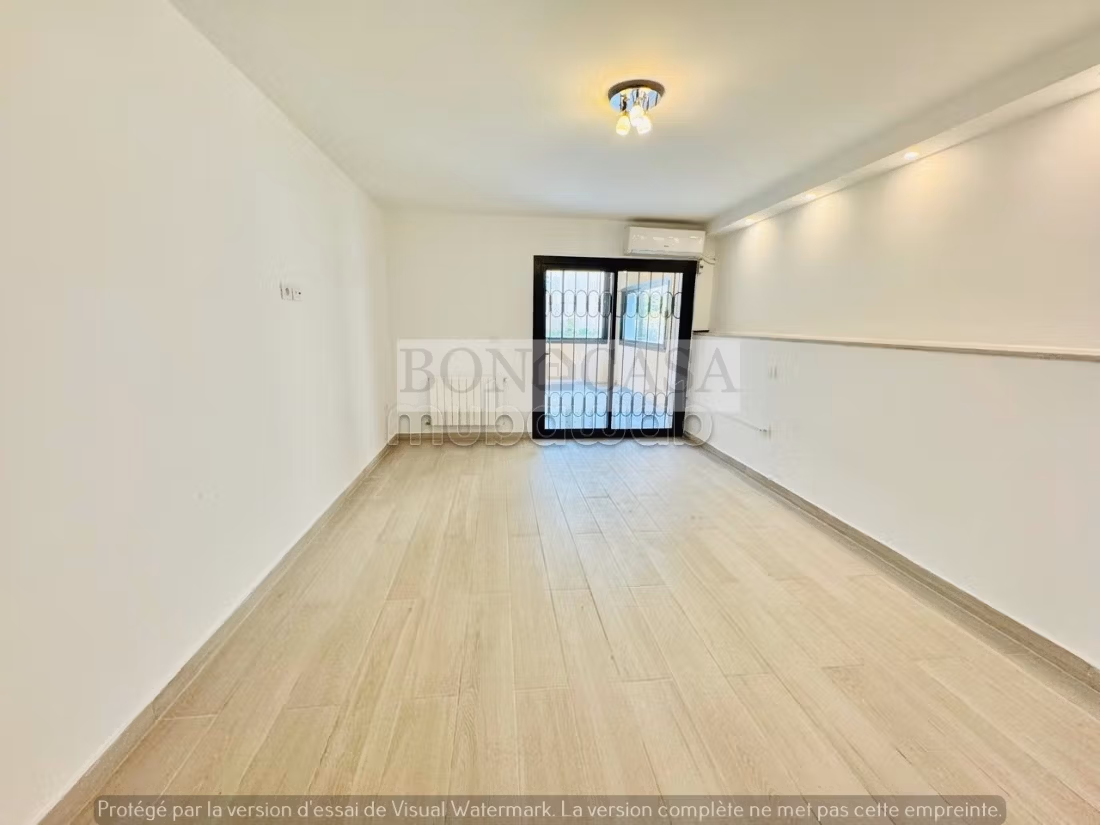 S3 with garden for rent in Gammarth