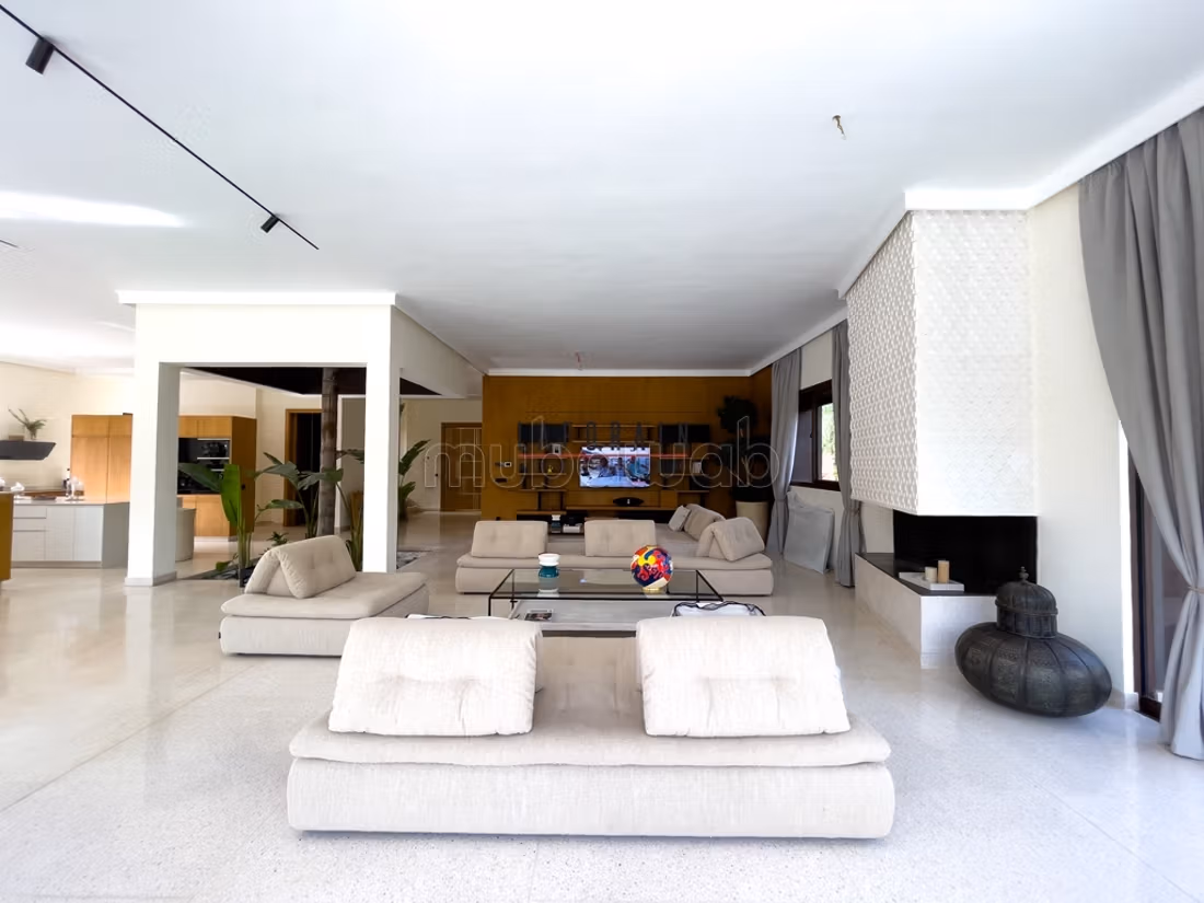 Villas contemporaines d’exception face à l’Atlas