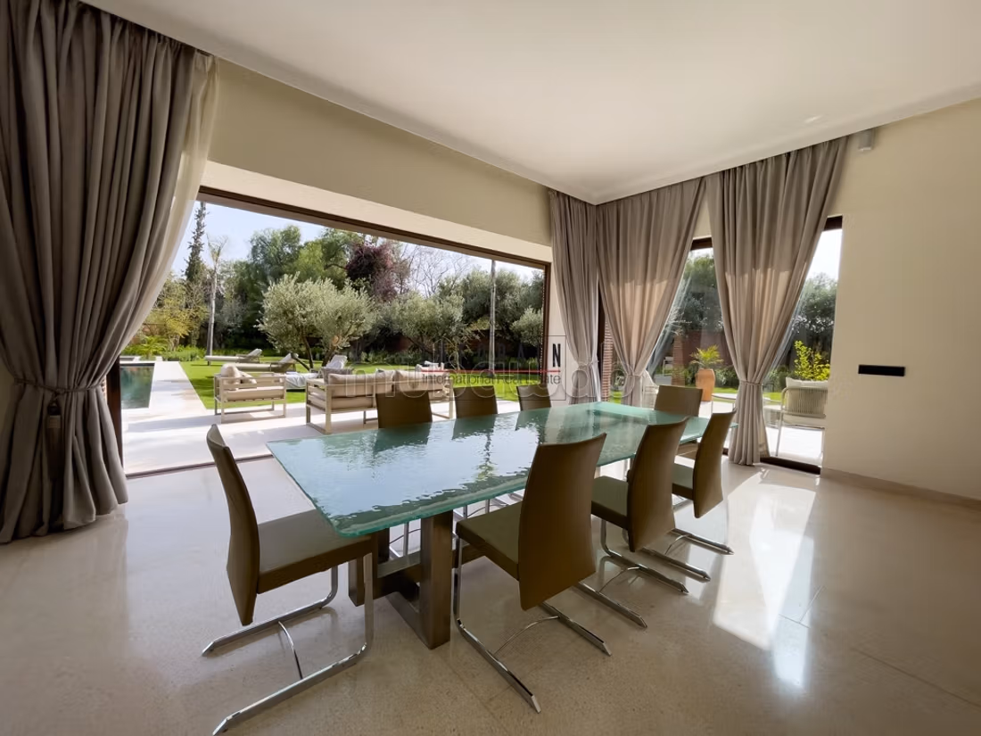 Villas contemporaines d’exception face à l’Atlas