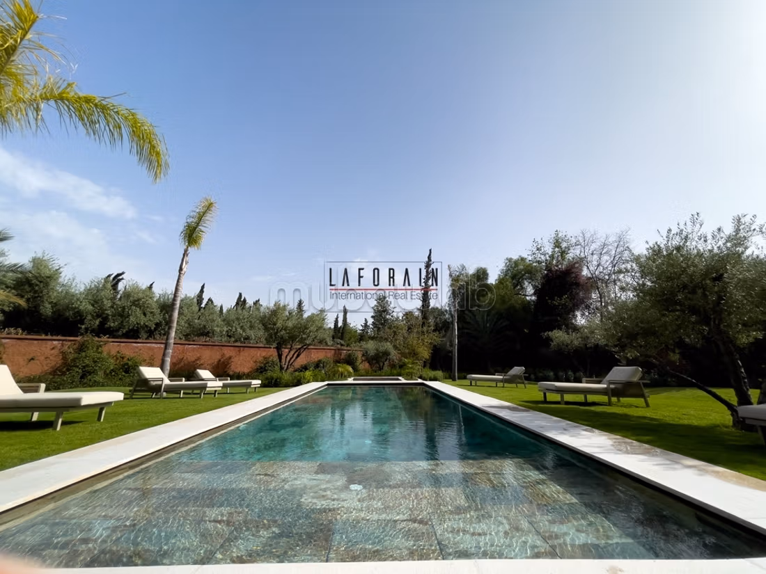 Villas contemporaines d’exception face à l’Atlas