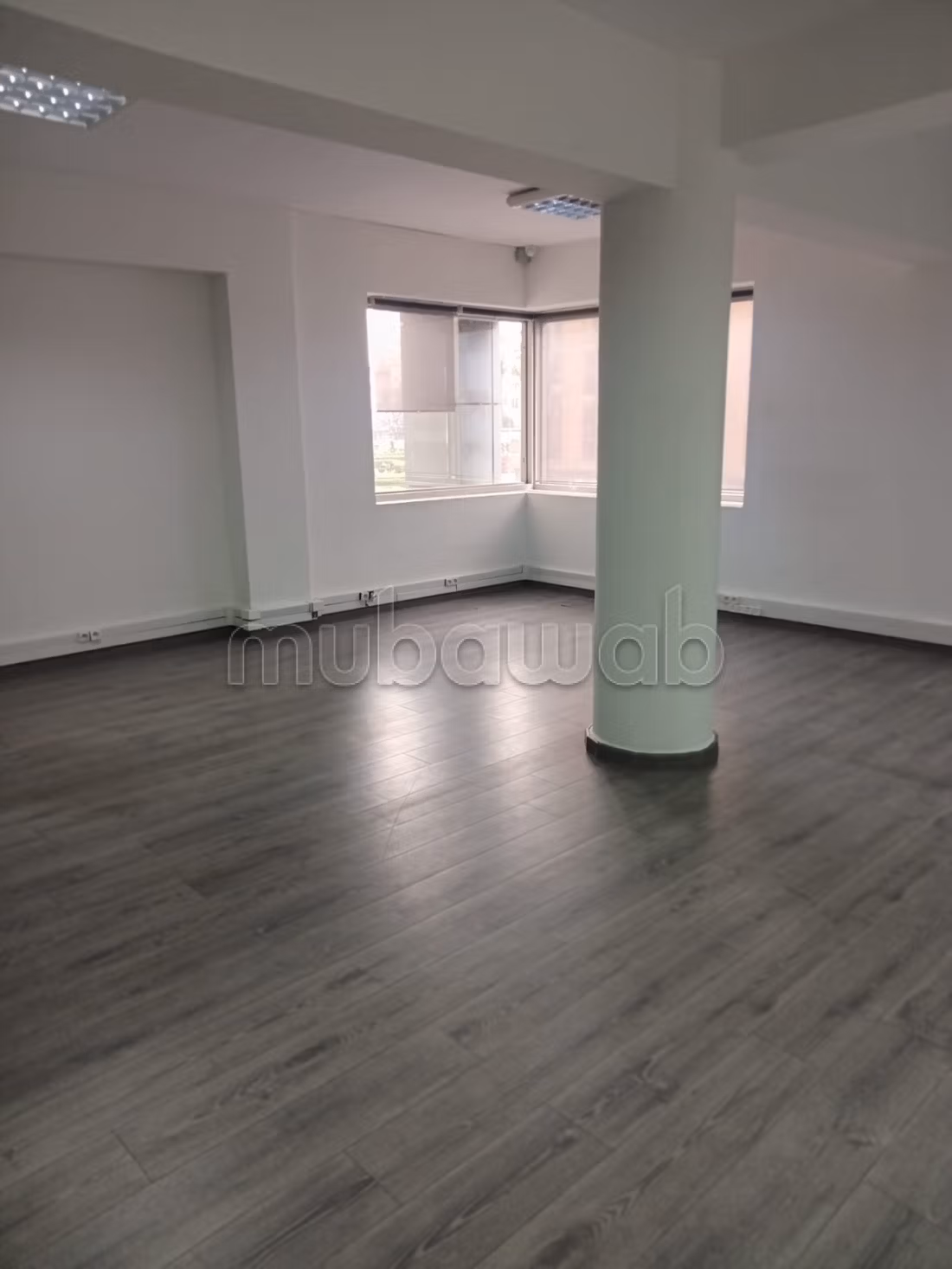 Bureaux à vendre à Maârif.
Superficie 91m² - Vista 2