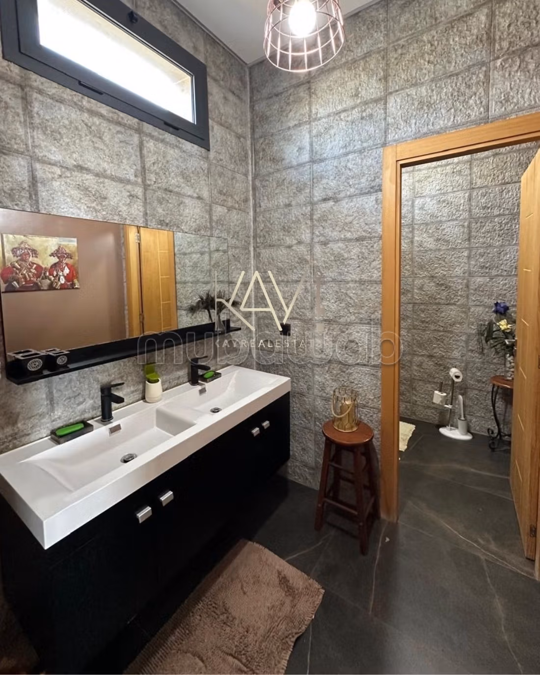À VENDRE OU À LOUER – Magnifique villa vue mer panoramique à Mnar