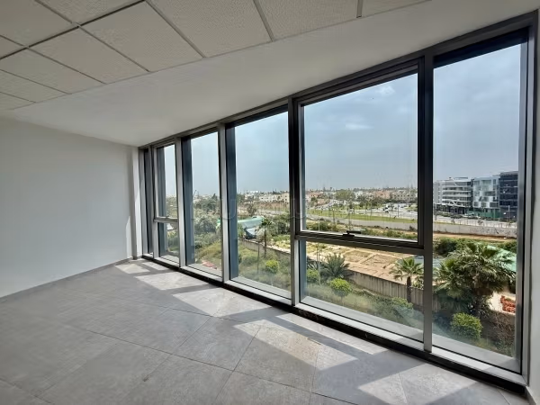 Ufficio di alto standing di 73m oasi