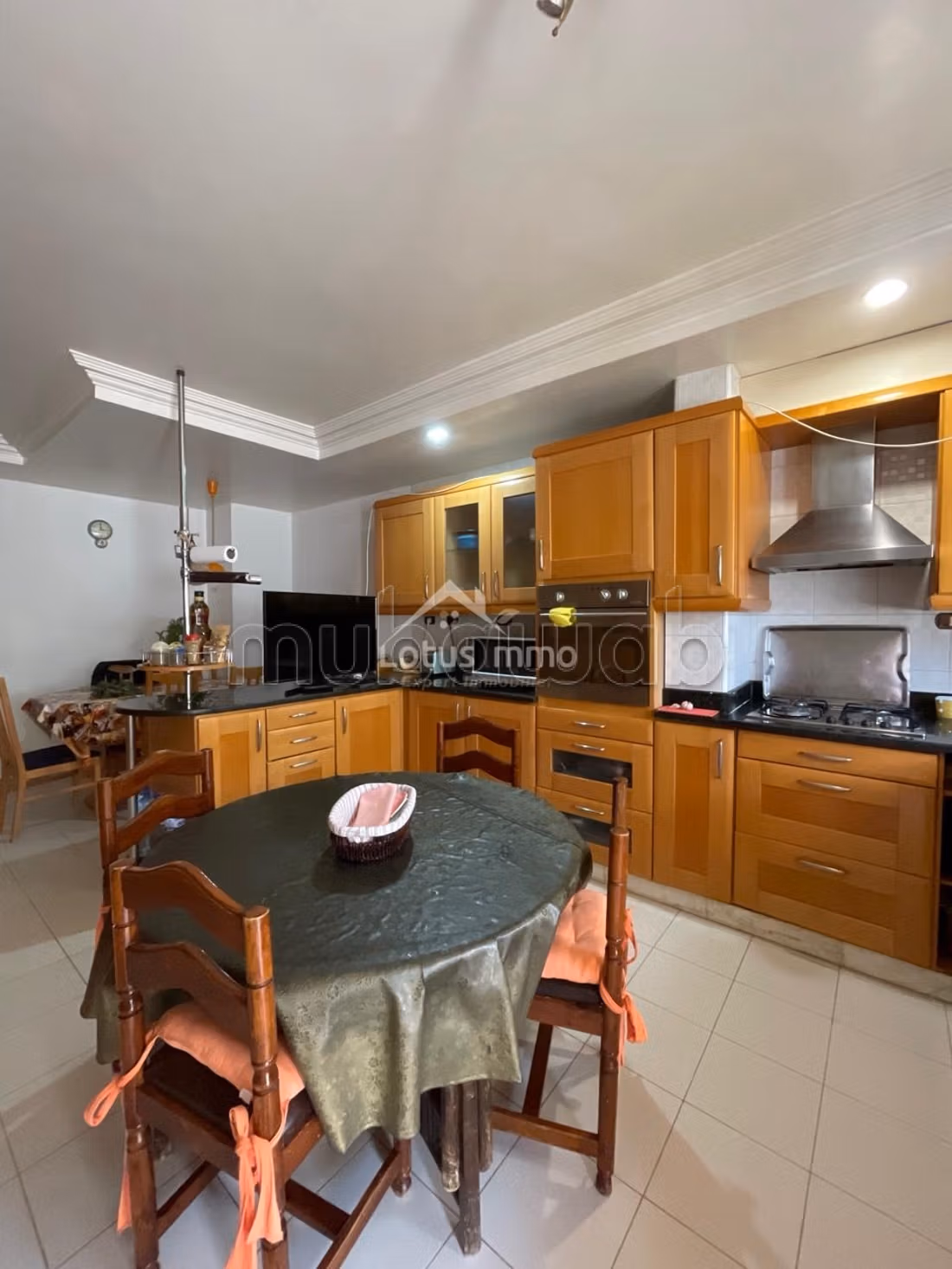 A Vendre une Villa Jumelée à Menzah 9A