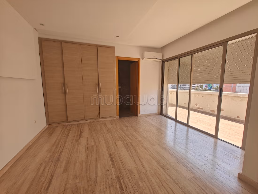 Duplex de luxe à louer au ferme bretonne 10000 dh