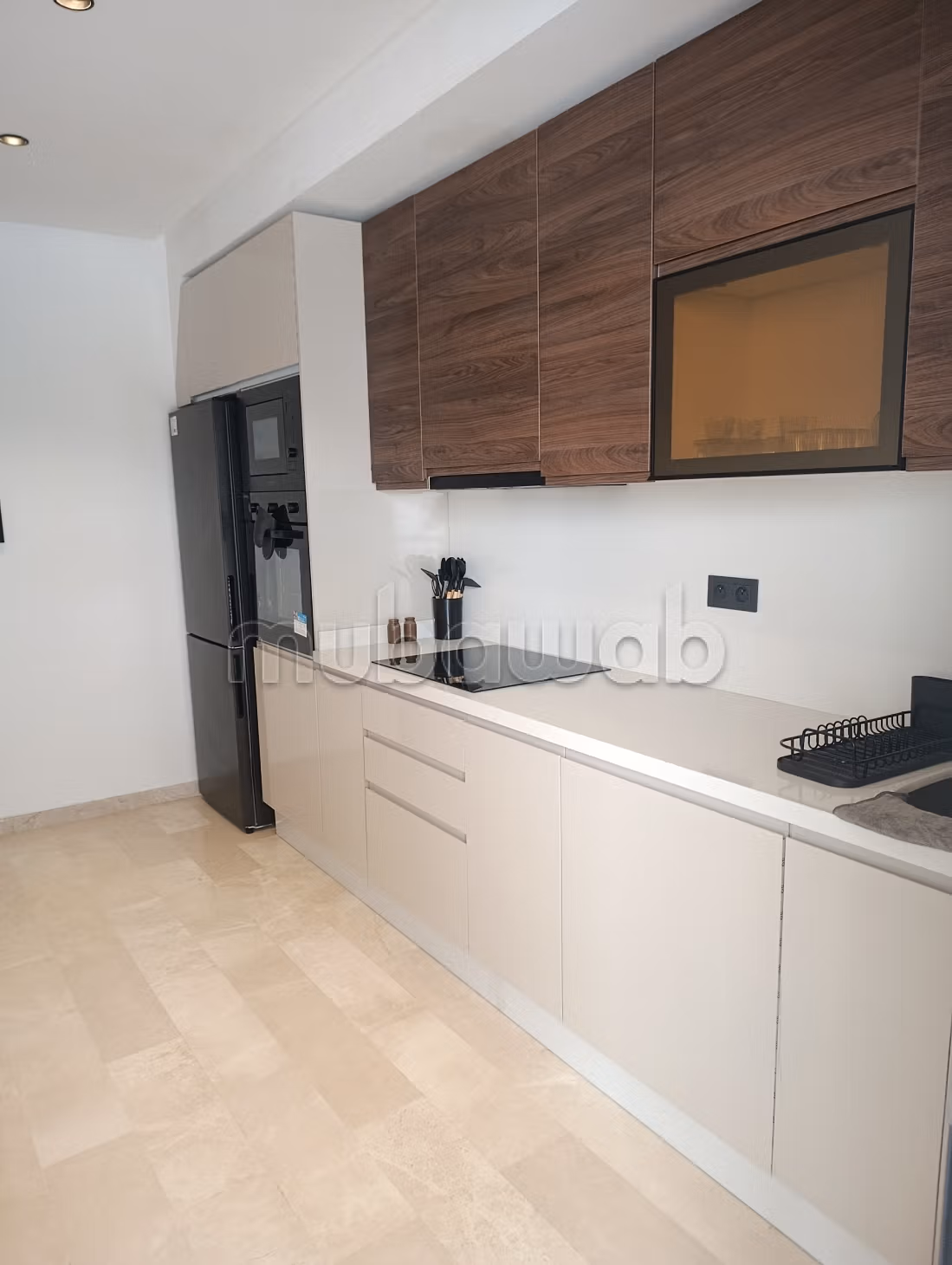Appartement à louer à Ferme Bretonne Hay Arraha. 
Surface totale 90 m². 
Meublé
