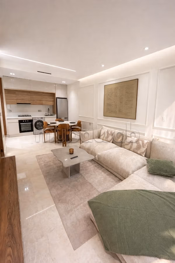 In affitto – Bellissimo studio nuovo arredato – Quartiere Oasis