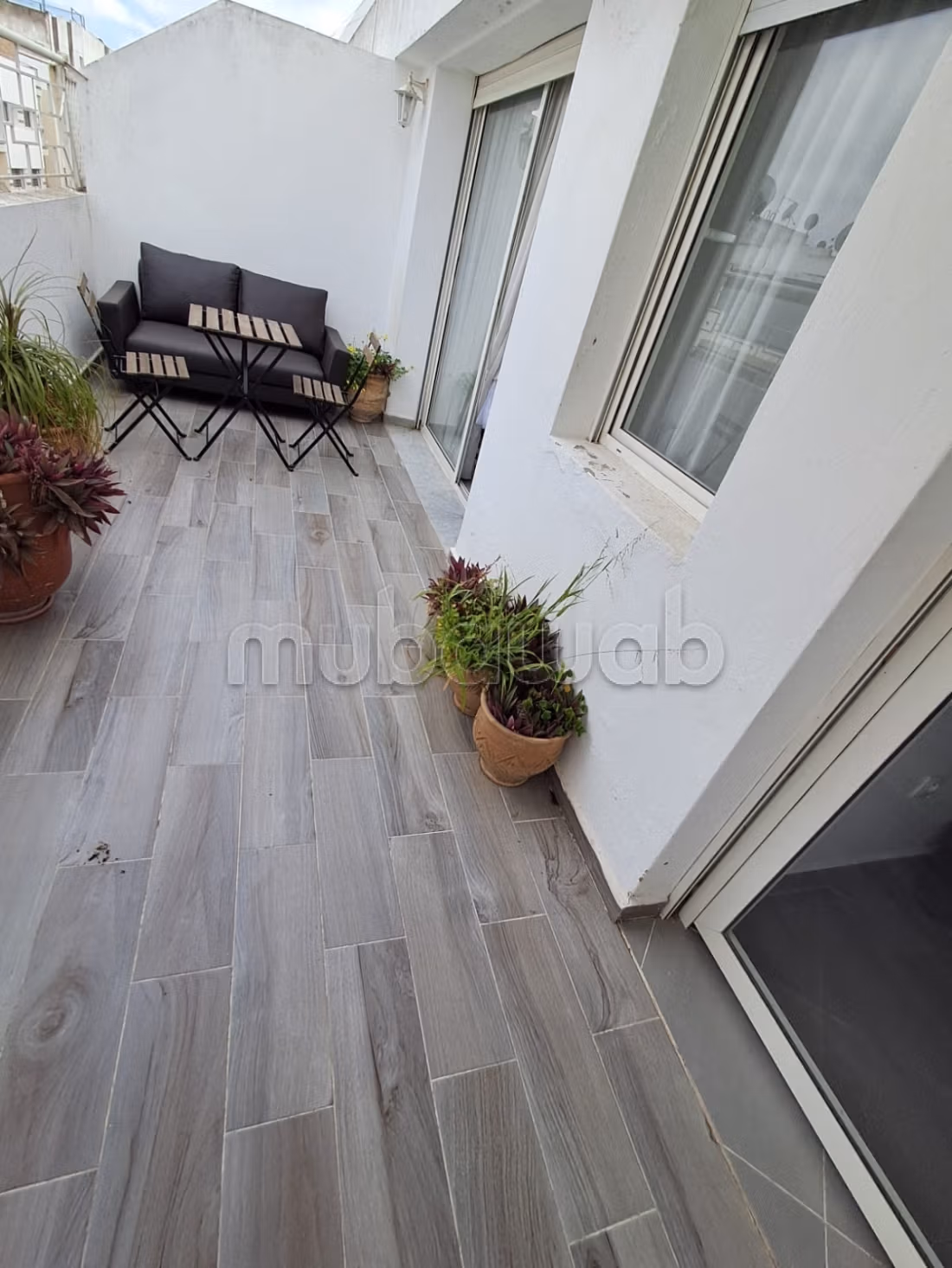 Appartement standing meublé avec terrasse agdal