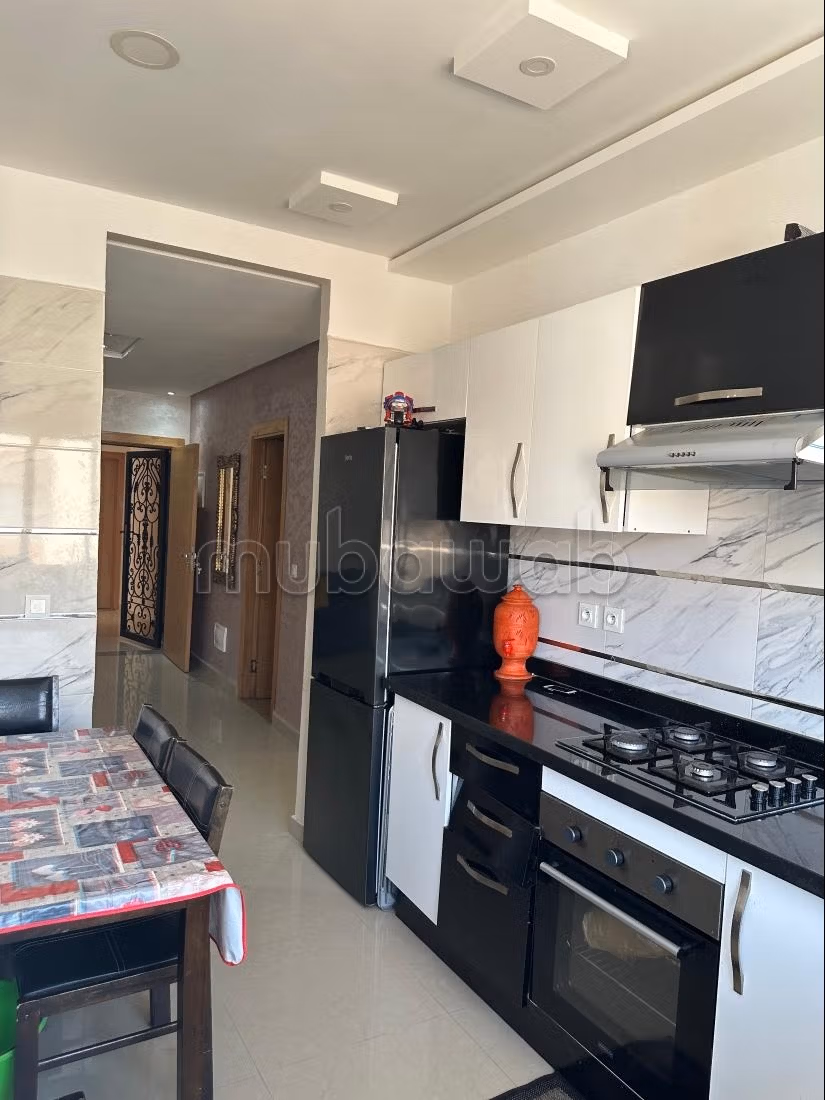Kopen: appartementen. Oppervlakte 90 m². Uitzicht op zee