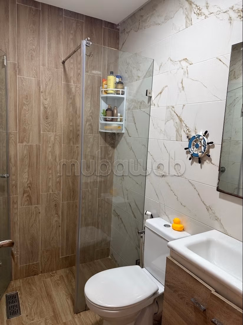 Kopen: appartementen. Oppervlakte 90 m². Uitzicht op zee