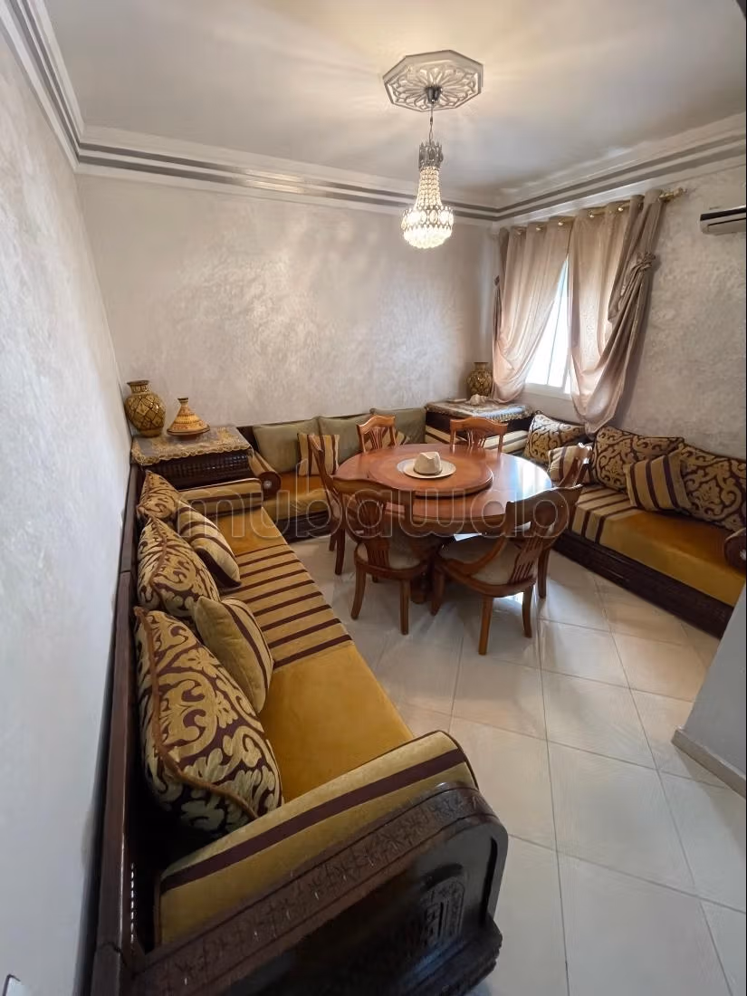Location d'un appartement à Hay Mabrouka. 2 pièces. Meublé