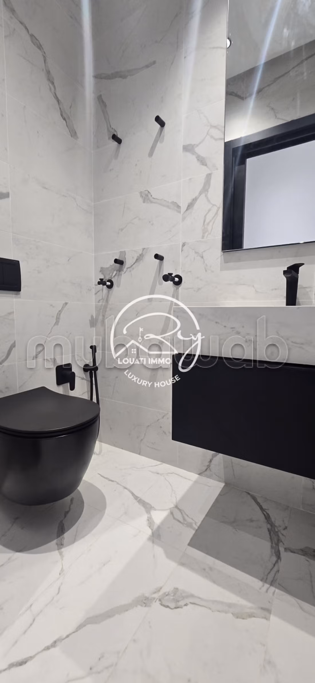 A Vendre un appartement S3 A Ain aghouane Nord