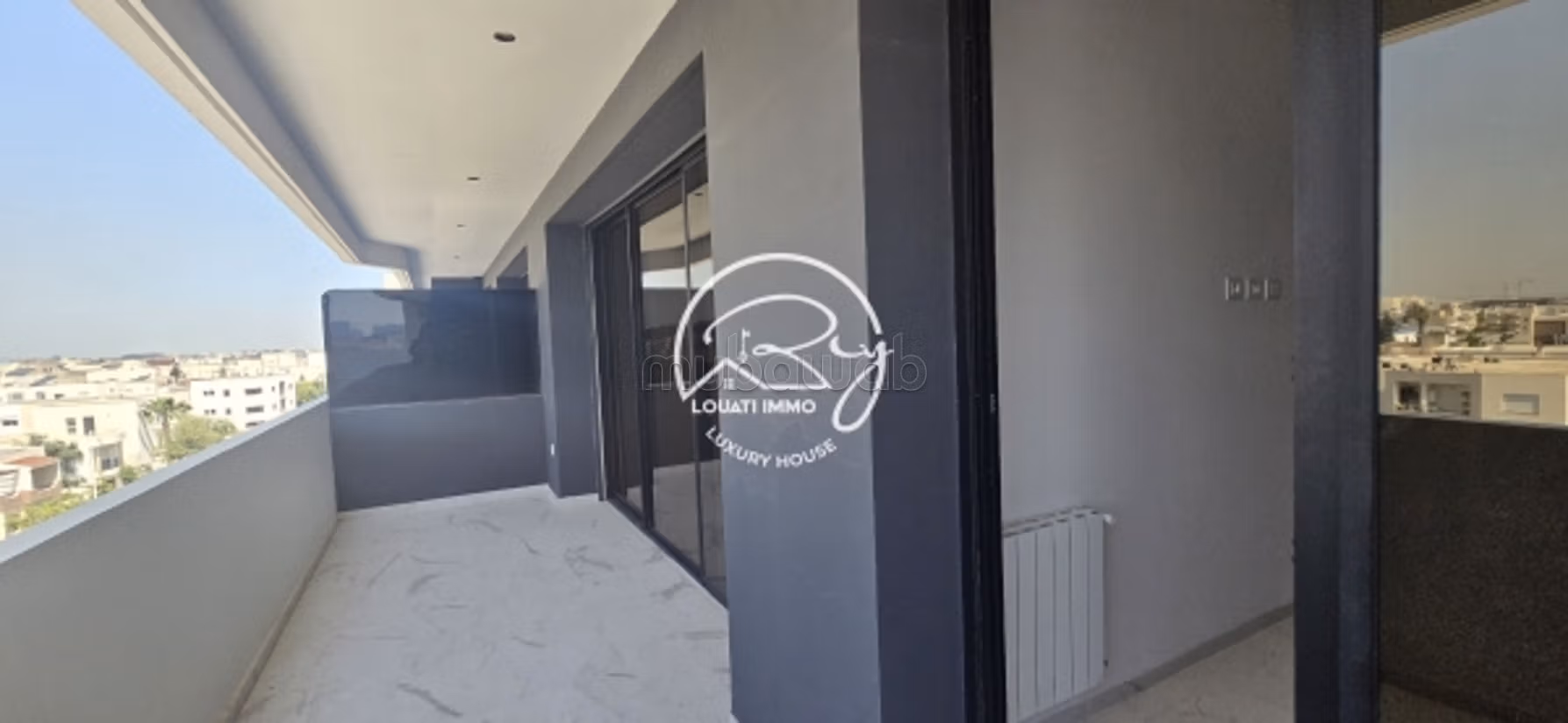 A Vendre un appartement S3 A Ain aghouane Nord