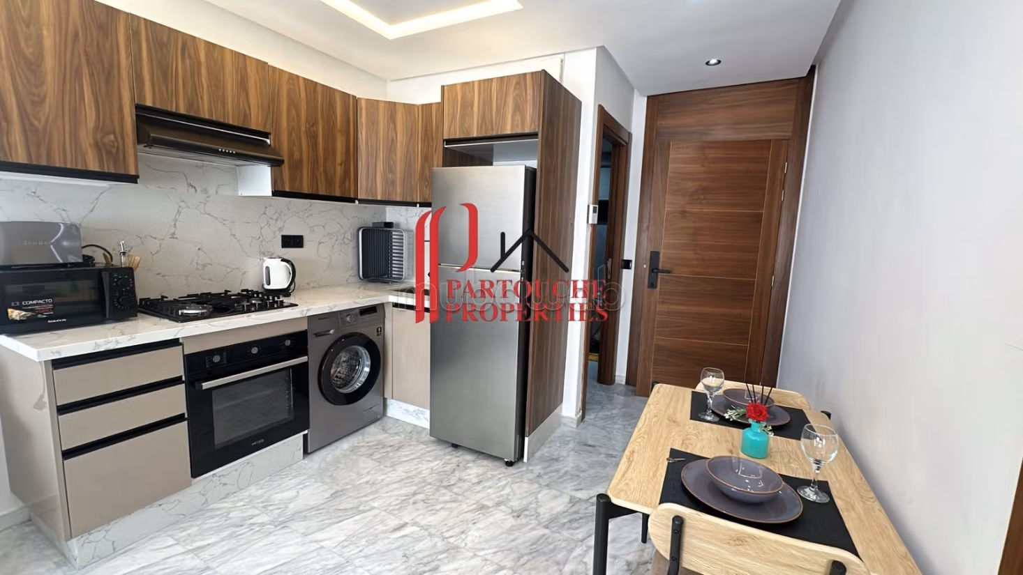 2 Studios meublés Neufs Palmier terrasse plein sud — 6
