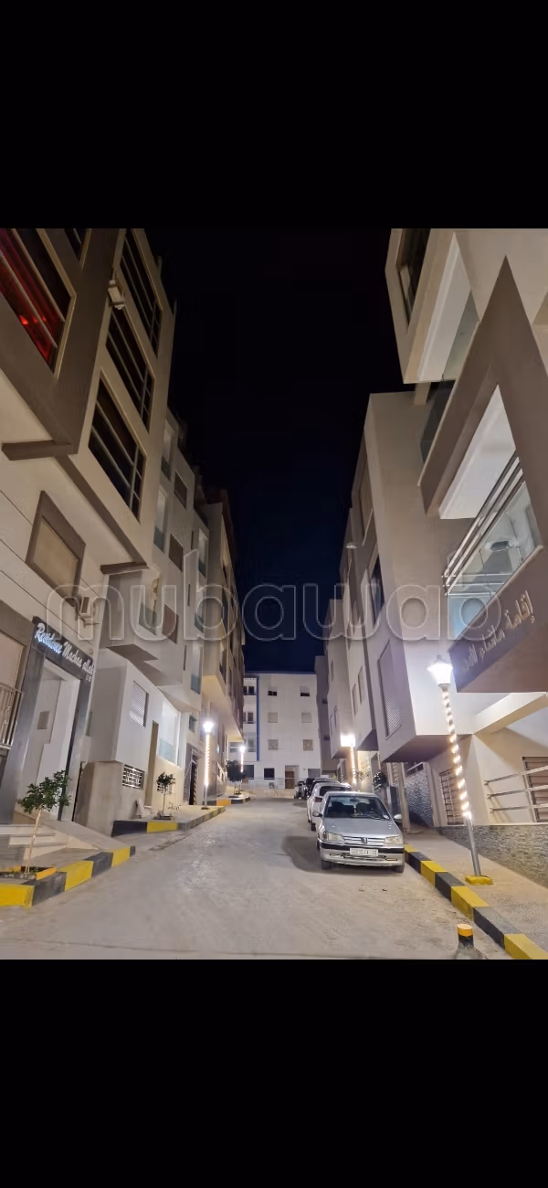 Vente d'un bel appartement à Al Hoceima. 3 grandes pièces. Bien meublé