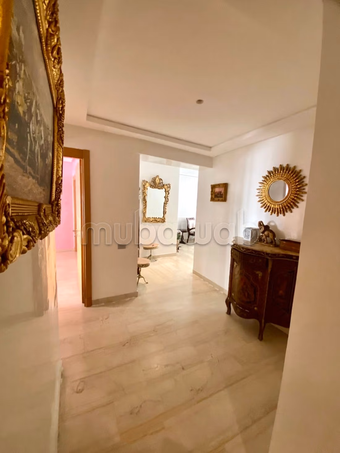 Superbe appartement meublé à louer — 4