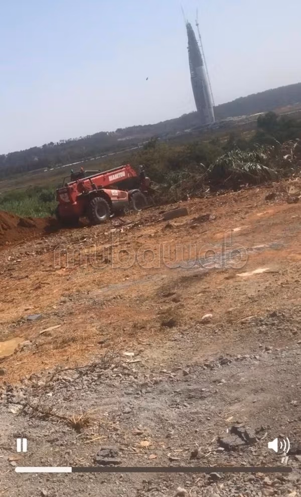 Vente de terrain à Abi Ragrag. Surface totale 15000 m²
