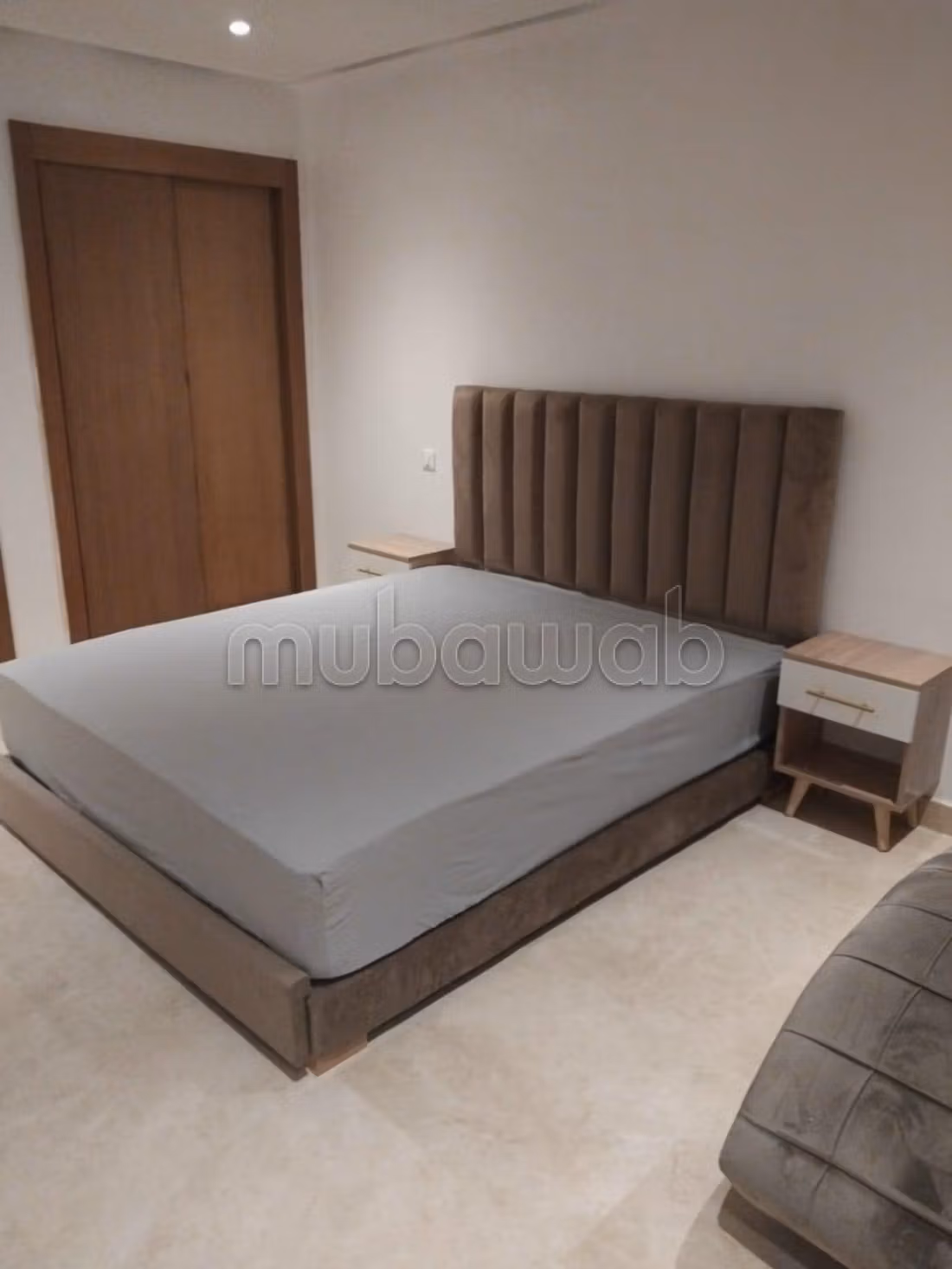 Superbe studio meublé à louer à Gauthier — 3