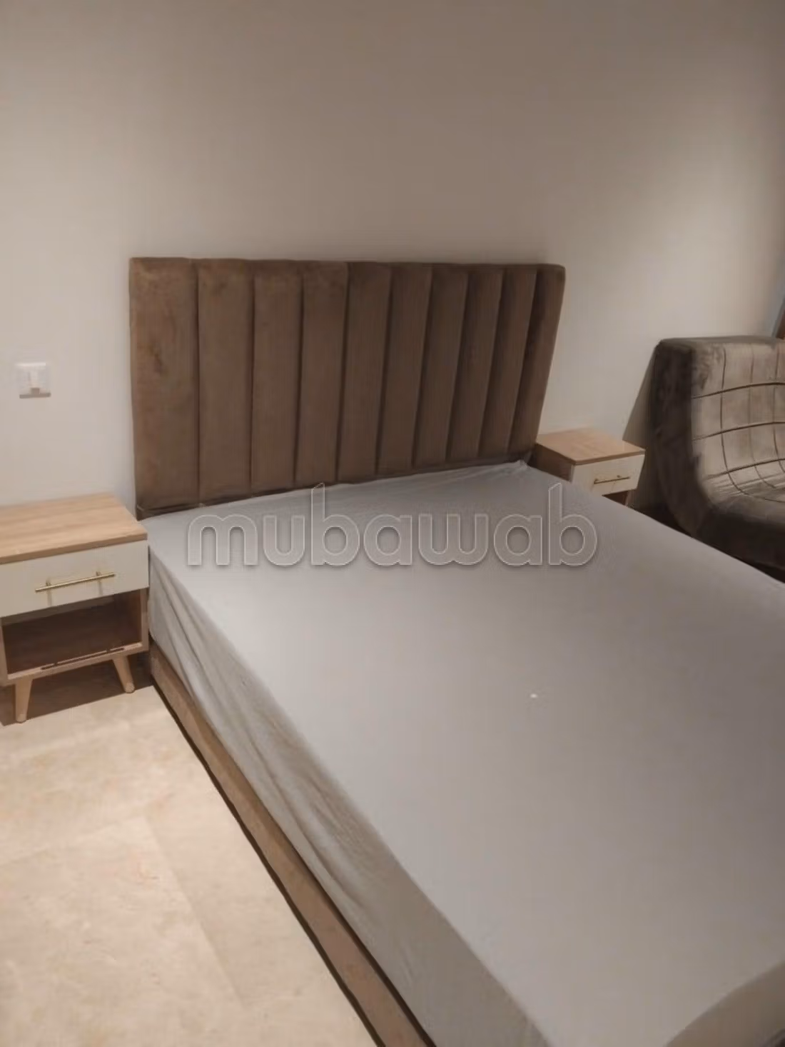 Superbe studio meublé à louer à Gauthier — 6