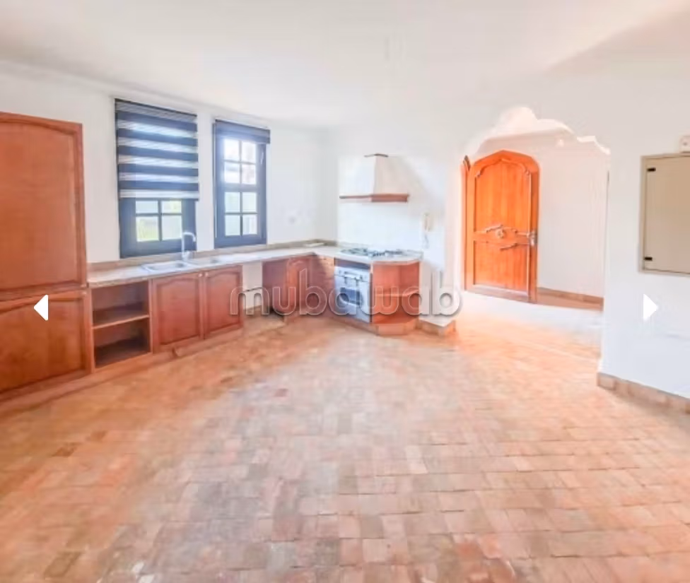 Villa de haut standing à louer à Route Casablanca. 
4 grande... - Vue 4