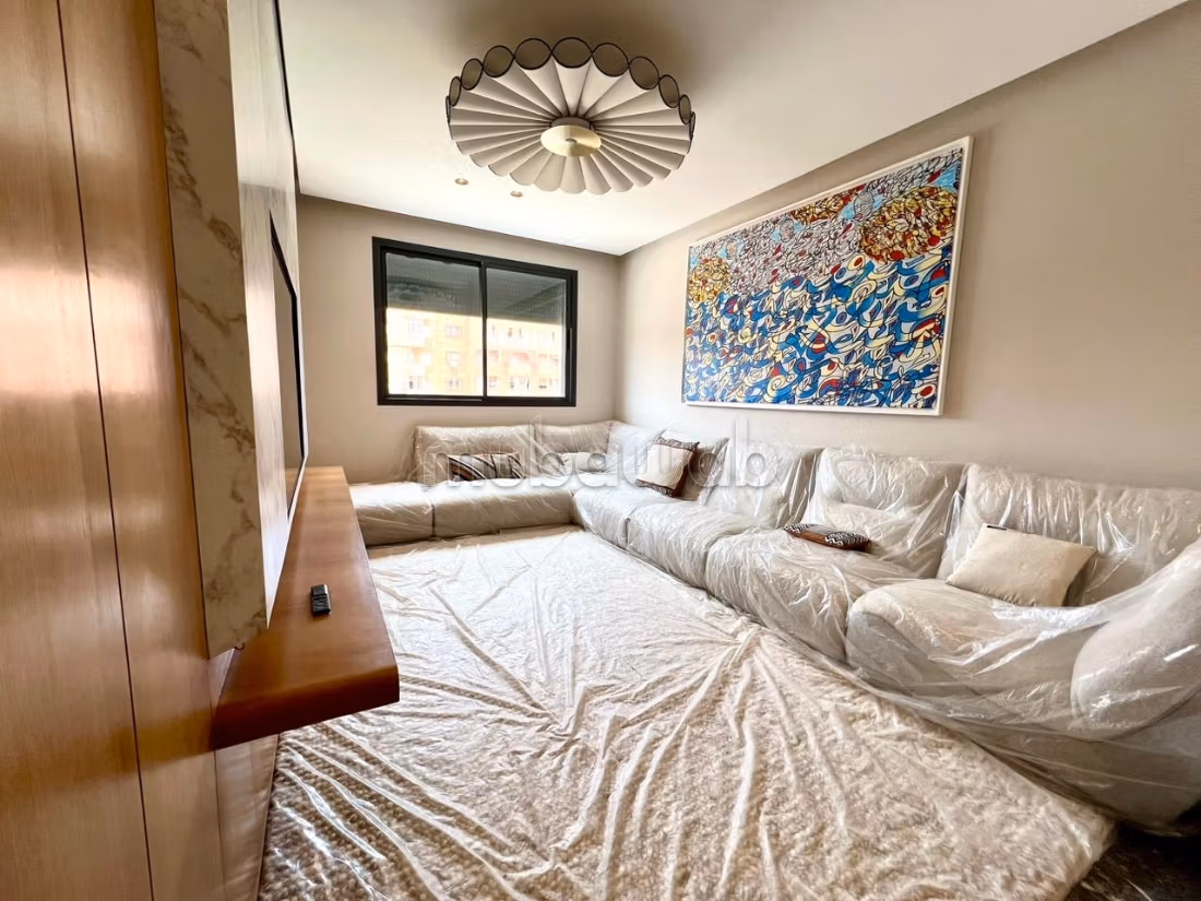 Appartement à l'achat à Ouasis. 2 chambres agréables. Conciergerie à disposition, système de climatisation — 2
