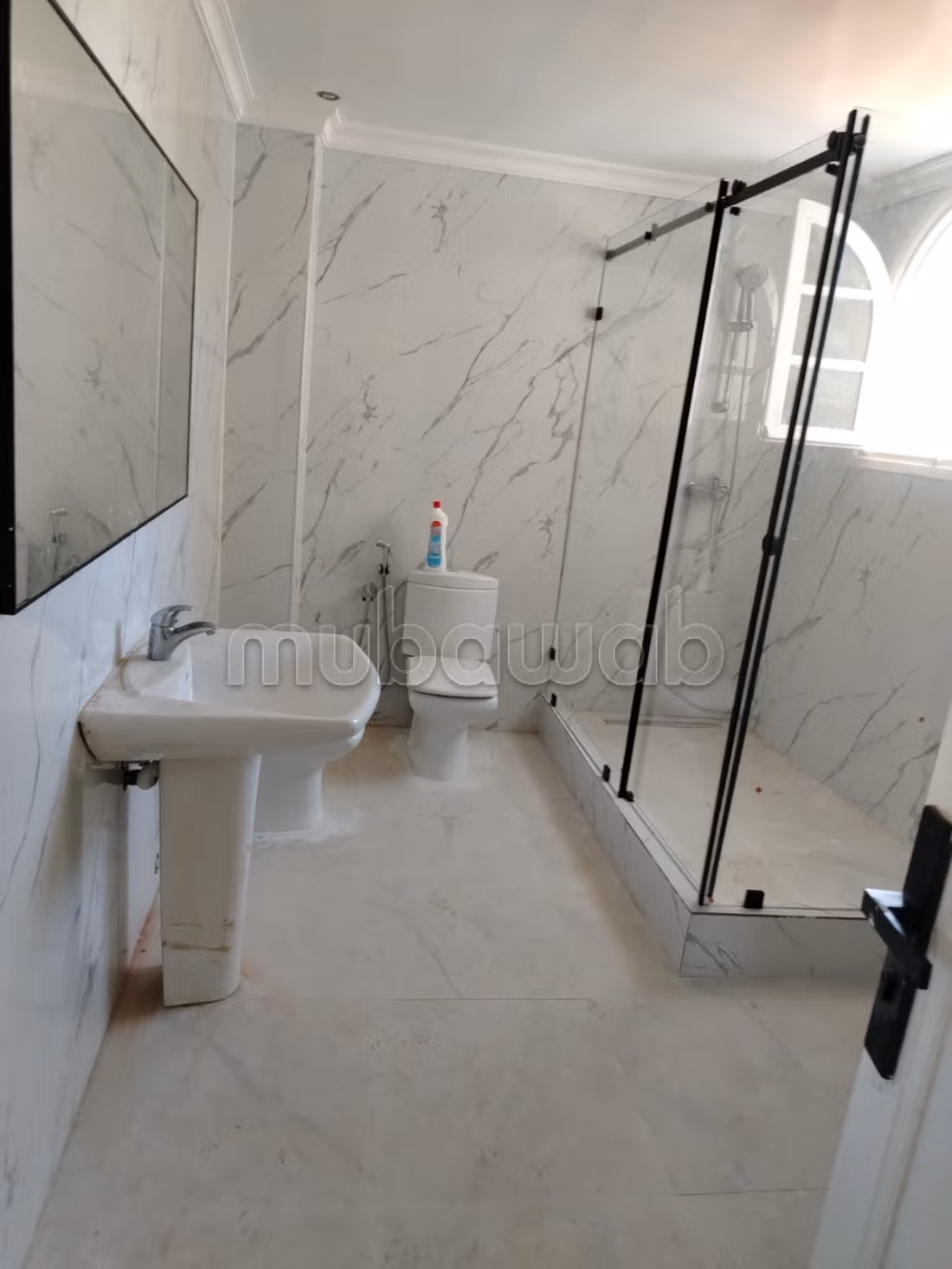 Villa a la location vide a anfa 42000dh