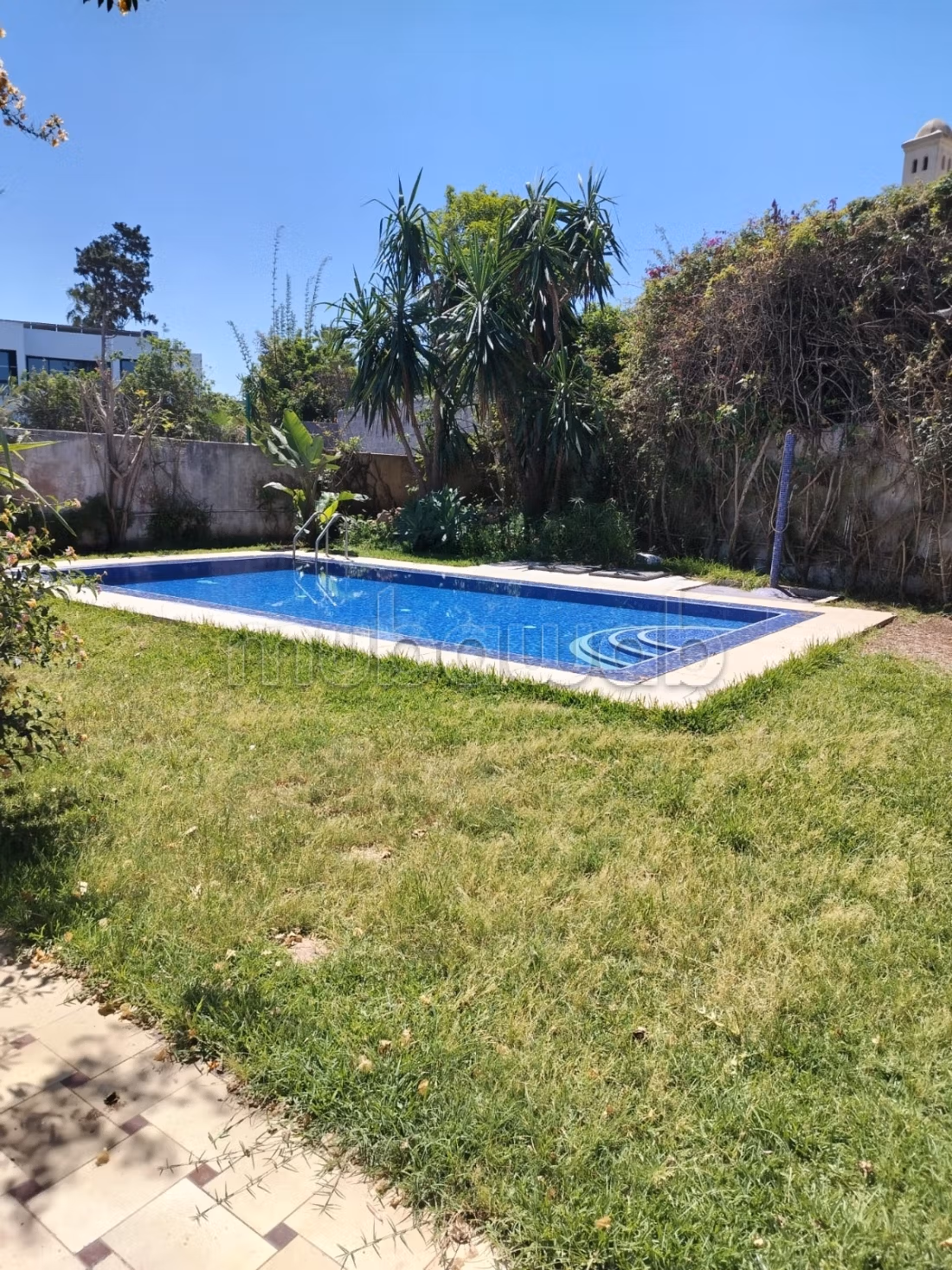 Villa a la location vide a anfa 42000dh