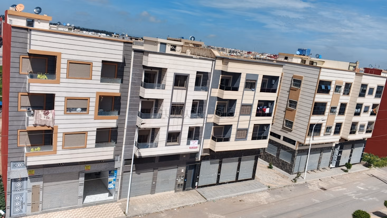 Super appartement avendre centre ville 
had soualem 100m a130m