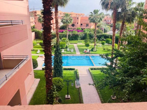 Appartement à vendre avec vue sur piscine