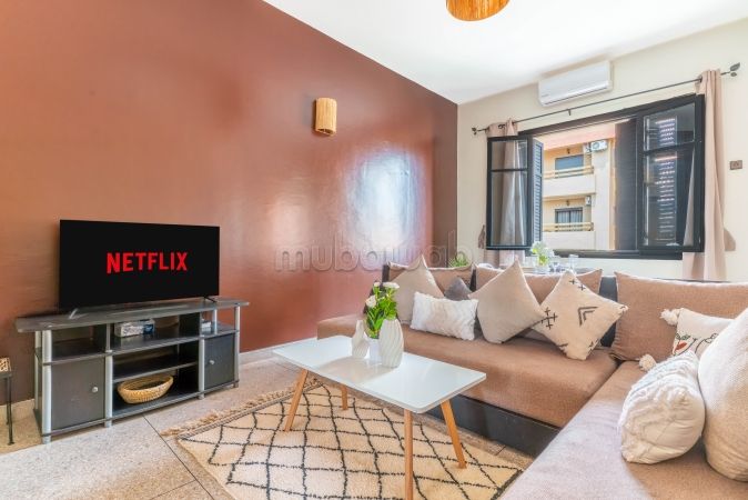 Appartements à louer à Hivernage. 
5 pièces. 
Micro ondes