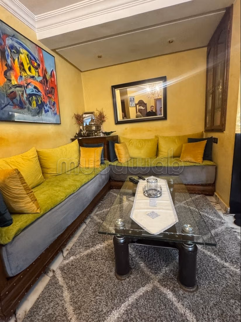 Appartement en vente à Andalouss. 
3 belles chambres. 
Résidence sécurisée