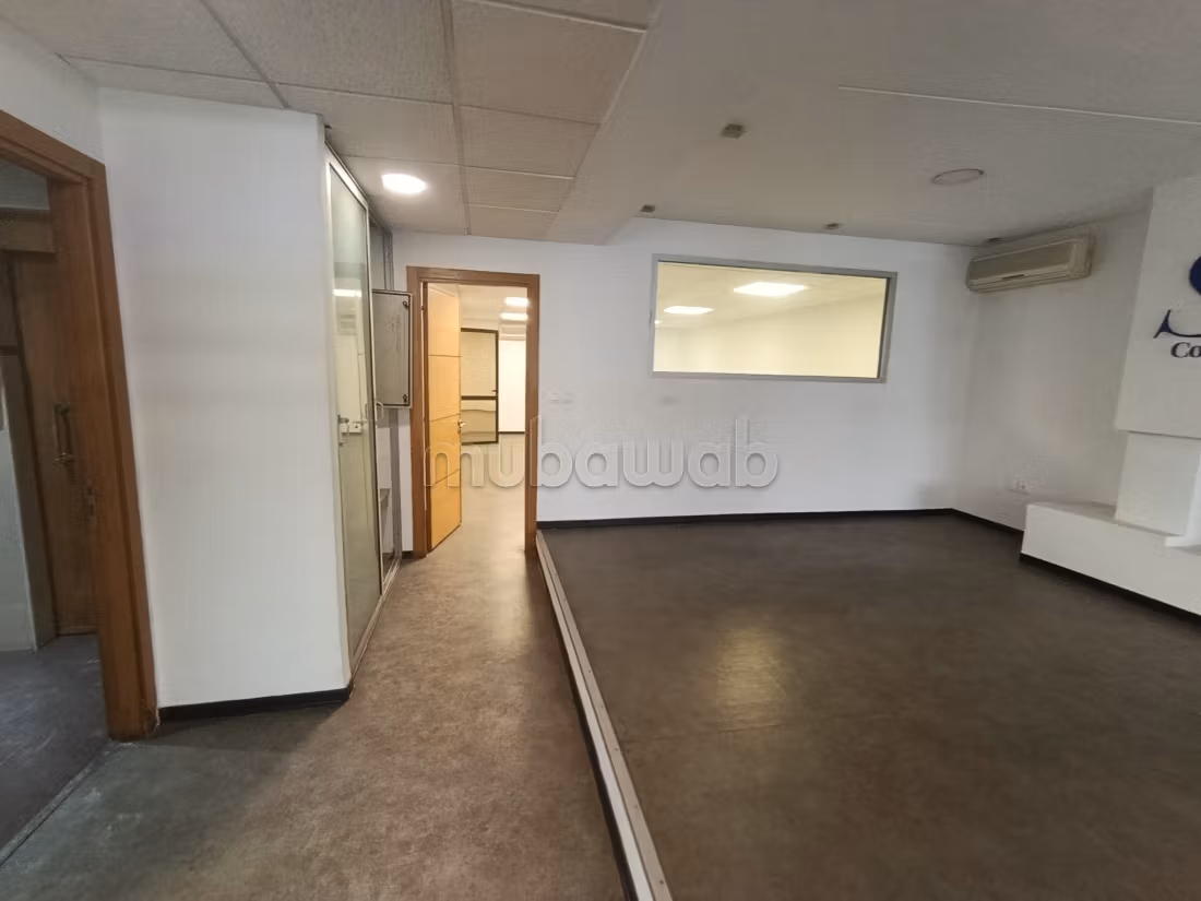 Ufficio di 304 m2 di cui 60 m2 di terrazza in affitto - Racine