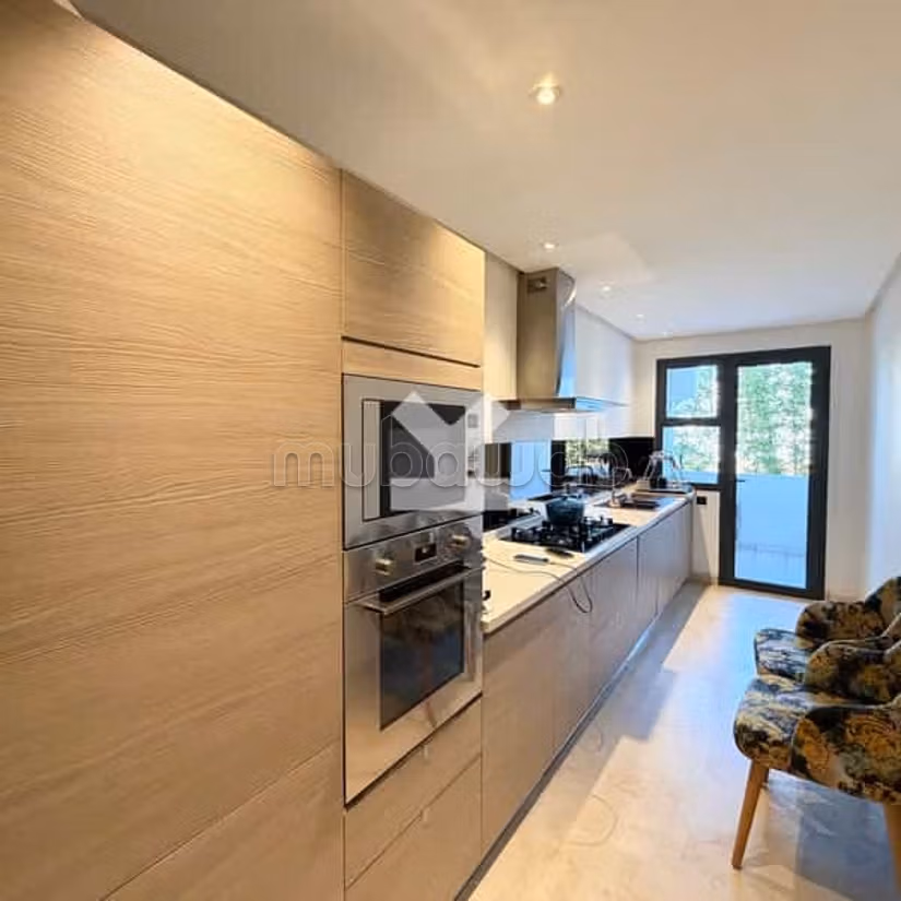 Appartamento in Affitto di 135.0 m² a Casablanca, California