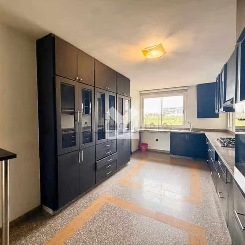 Apartamento en Venta de 185.0 m² en Casablanca, Sindibad