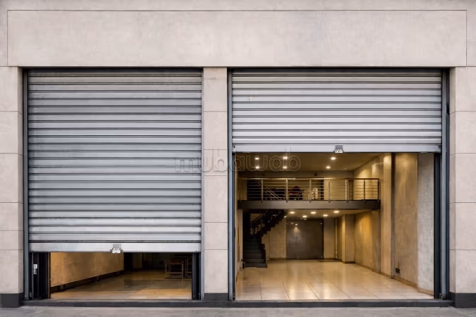 Tienda alquilada a la venta