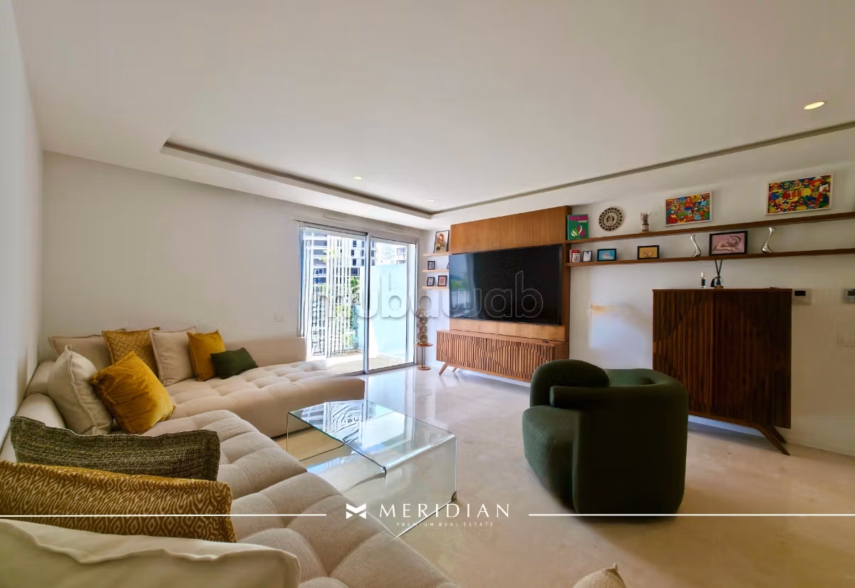 Sublime Appartement Meublé, Terrasse 150m² CFC